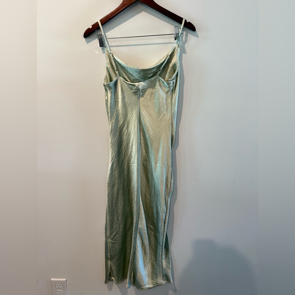 Justify Sage Green Midi Dress Size S